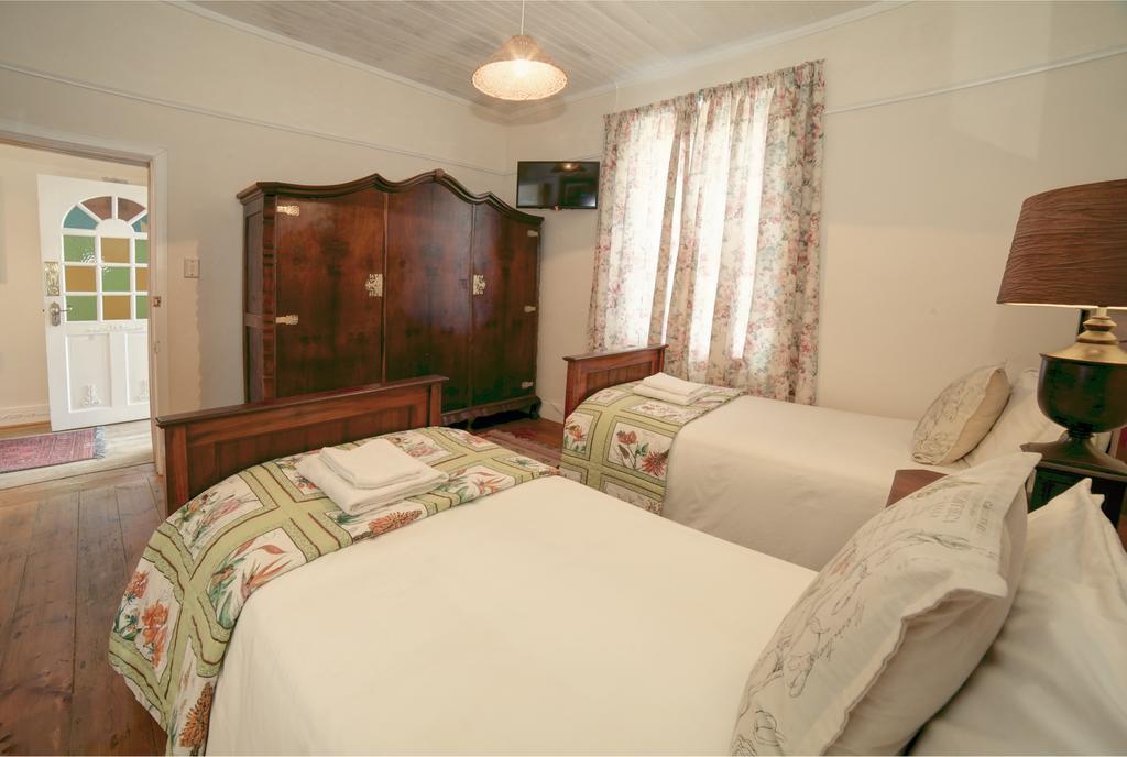 Outeniqua Travel Lodge George Habitación foto