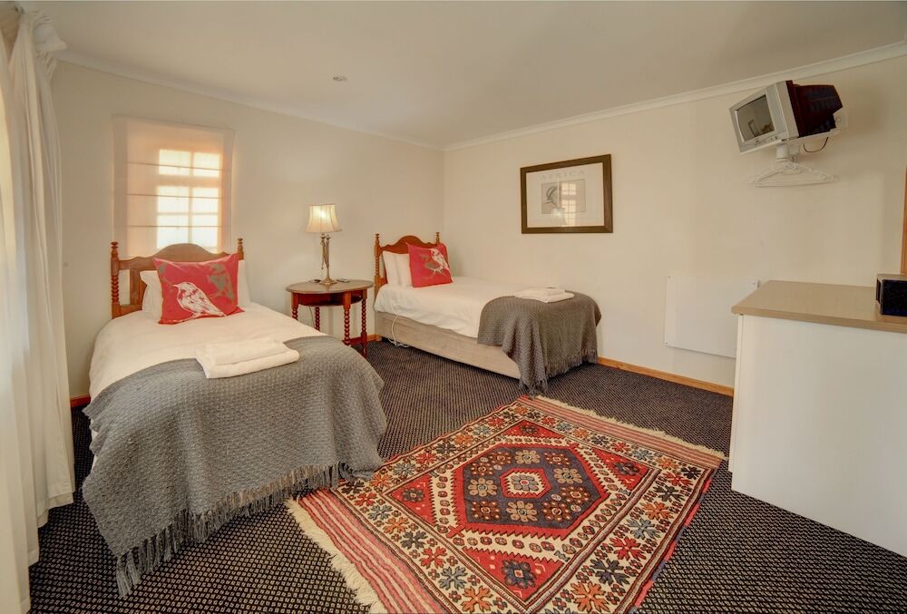 Outeniqua Travel Lodge George Exterior foto