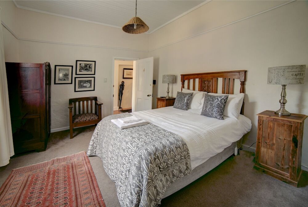 Outeniqua Travel Lodge George Exterior foto